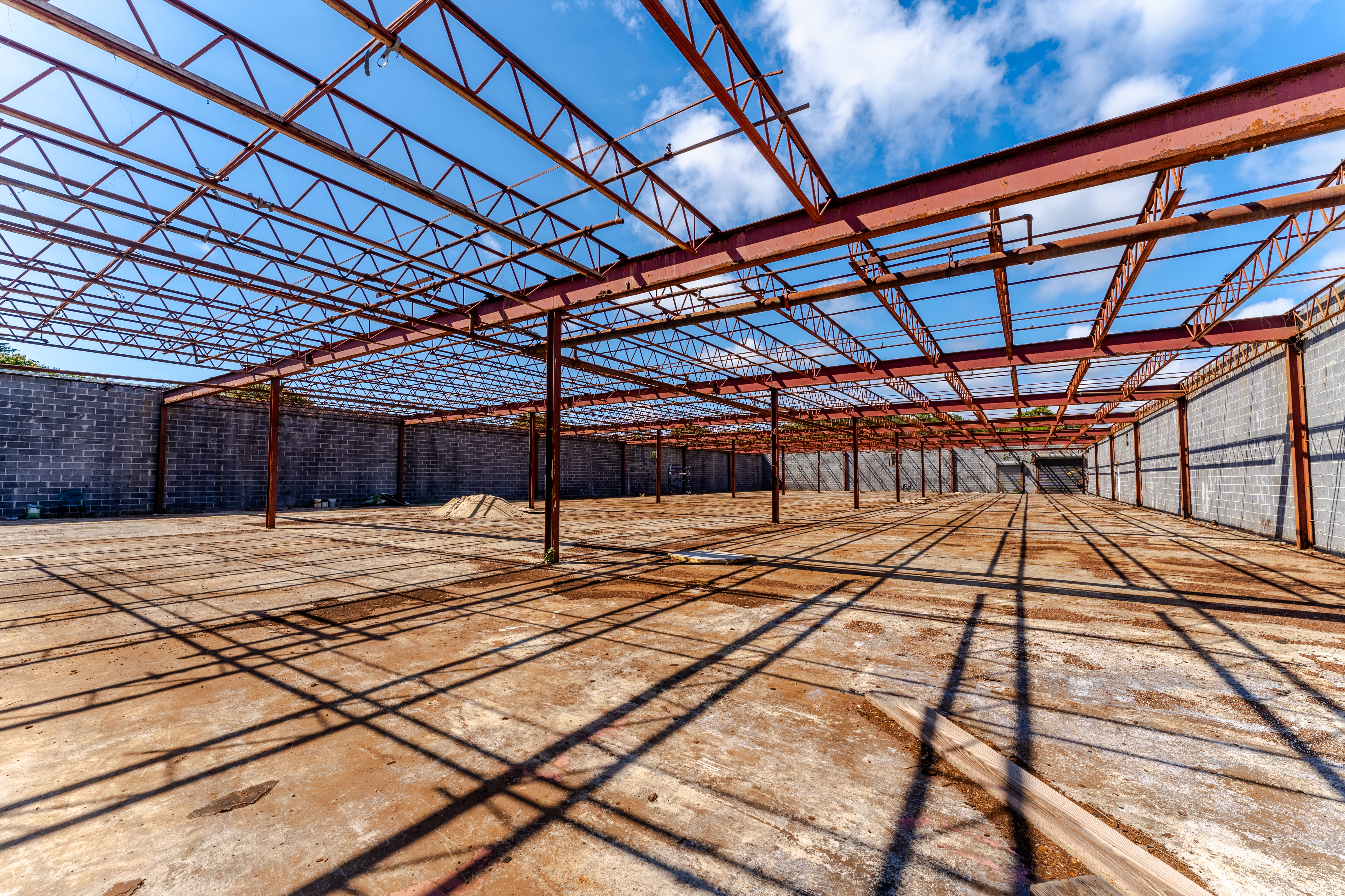 Barn & Basket Market: Modern Neighborhood Grocery Opportunity